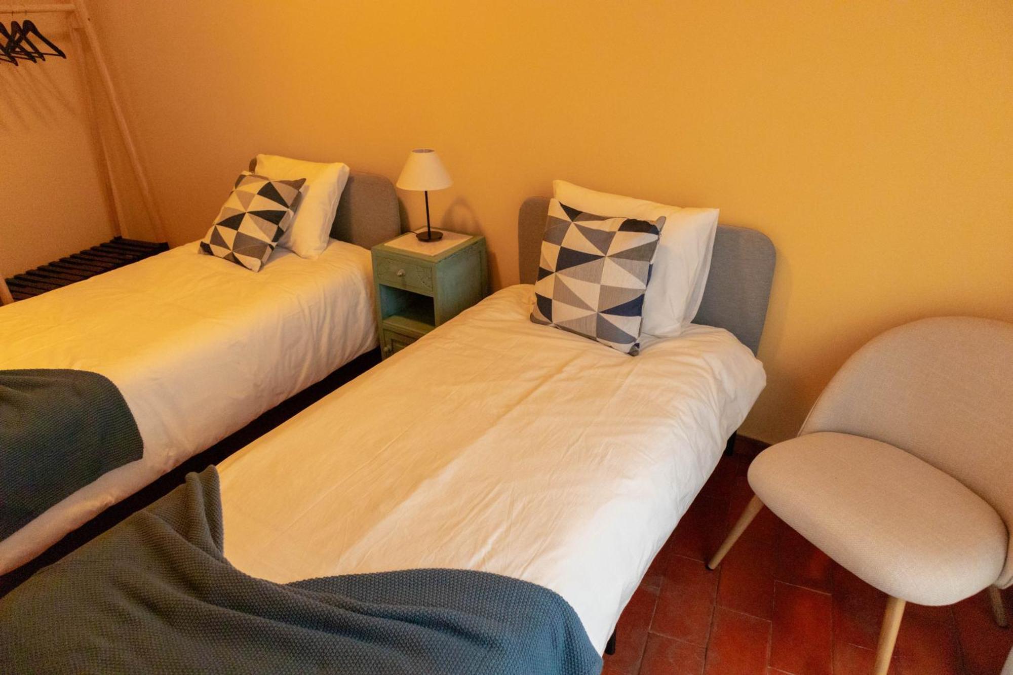 Casa Angulosa Covilha Luaran gambar