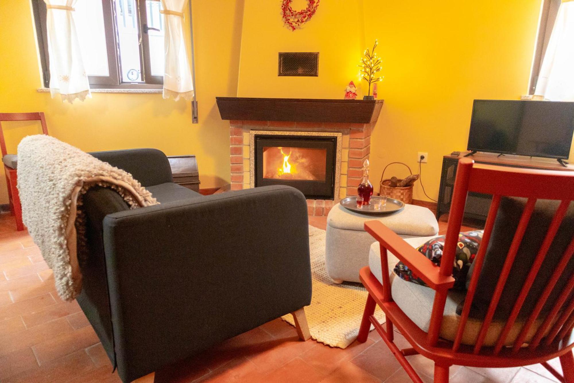 Casa Angulosa Covilha Luaran gambar