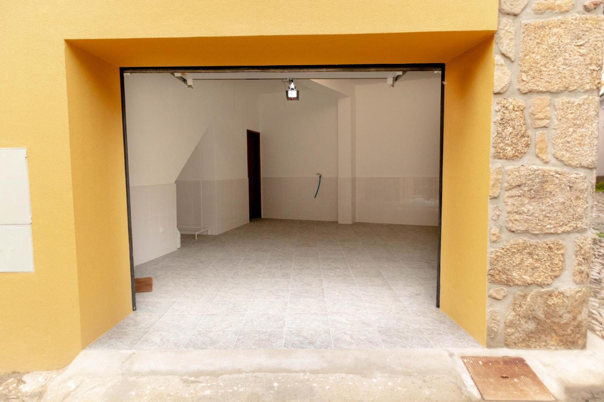 Casa Angulosa Covilha Luaran gambar