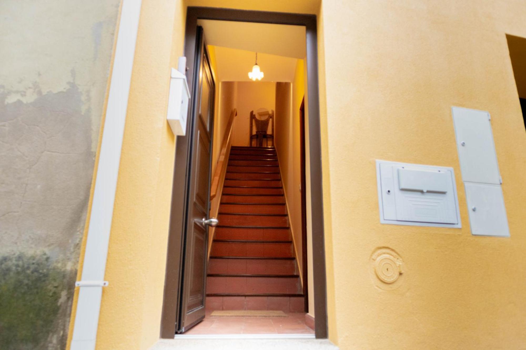 Casa Angulosa Covilha Luaran gambar